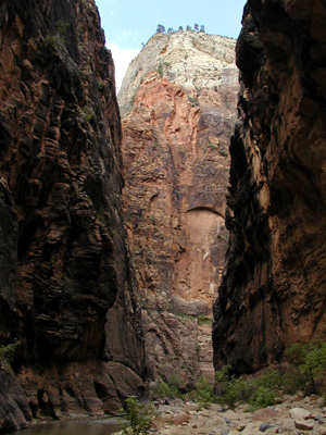 P9030050